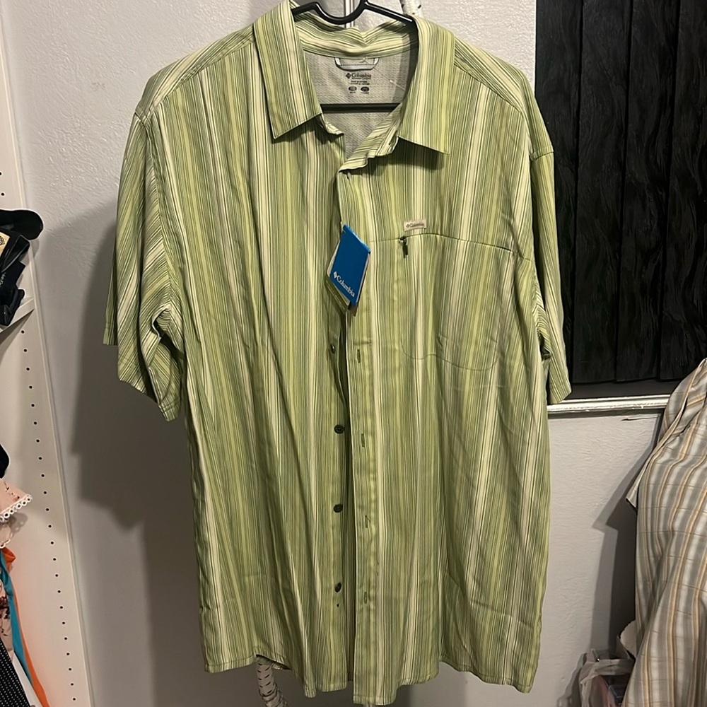 NWT Men’s Columbia Shirt
